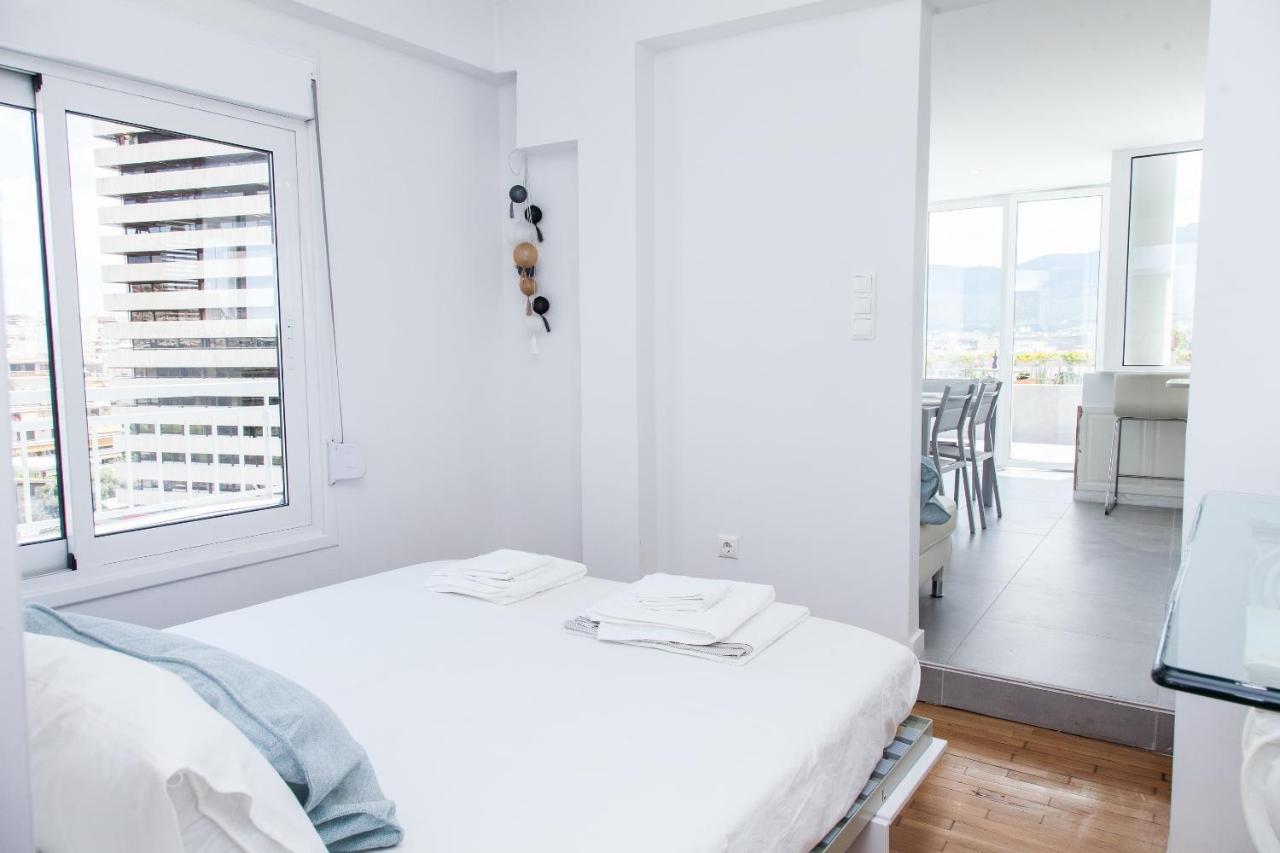 Gorgeous Penthouse With Private Jacuzzi And Amazing View! Apartment Athens Exterior photo